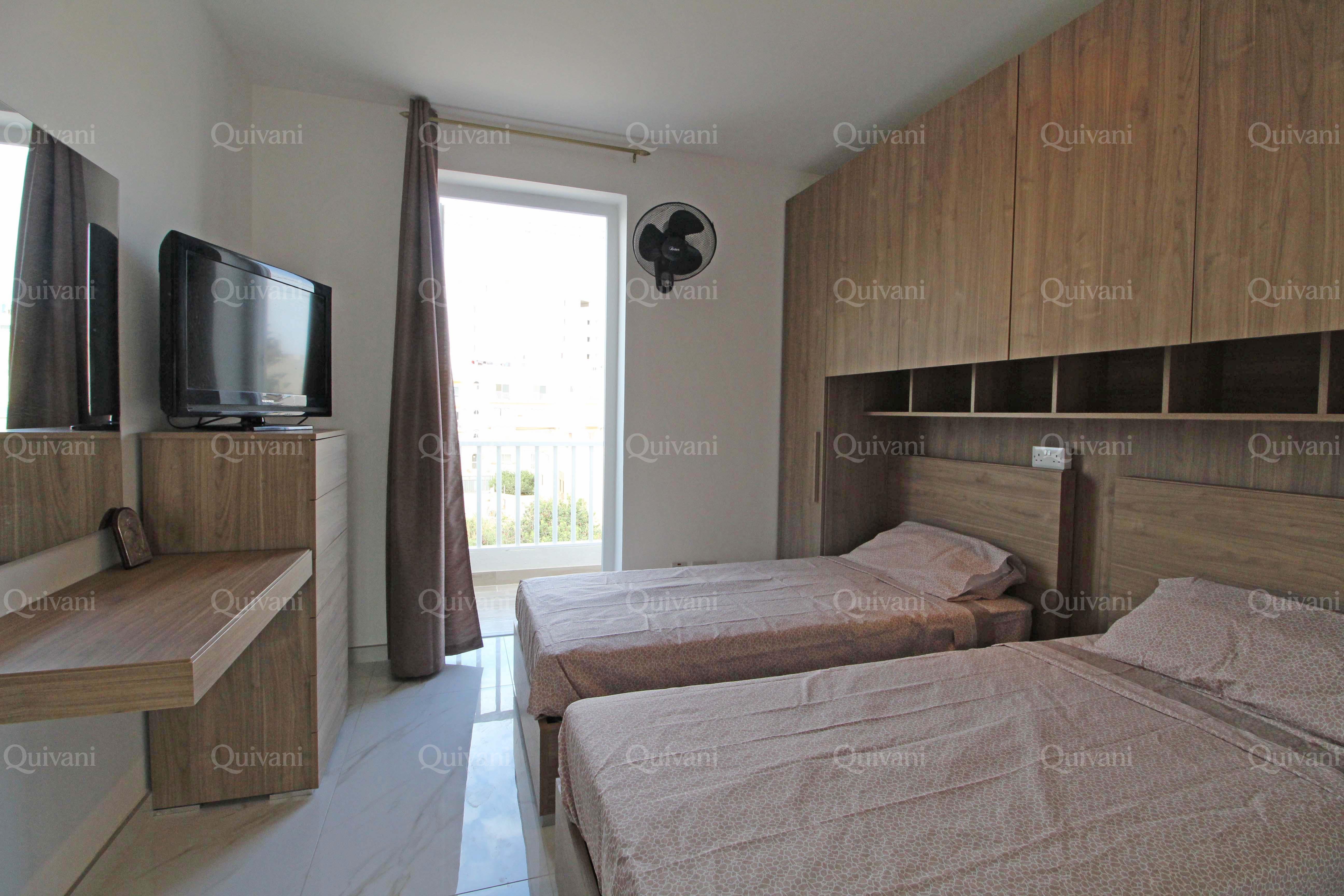 Qawra, Furnished Penthouse