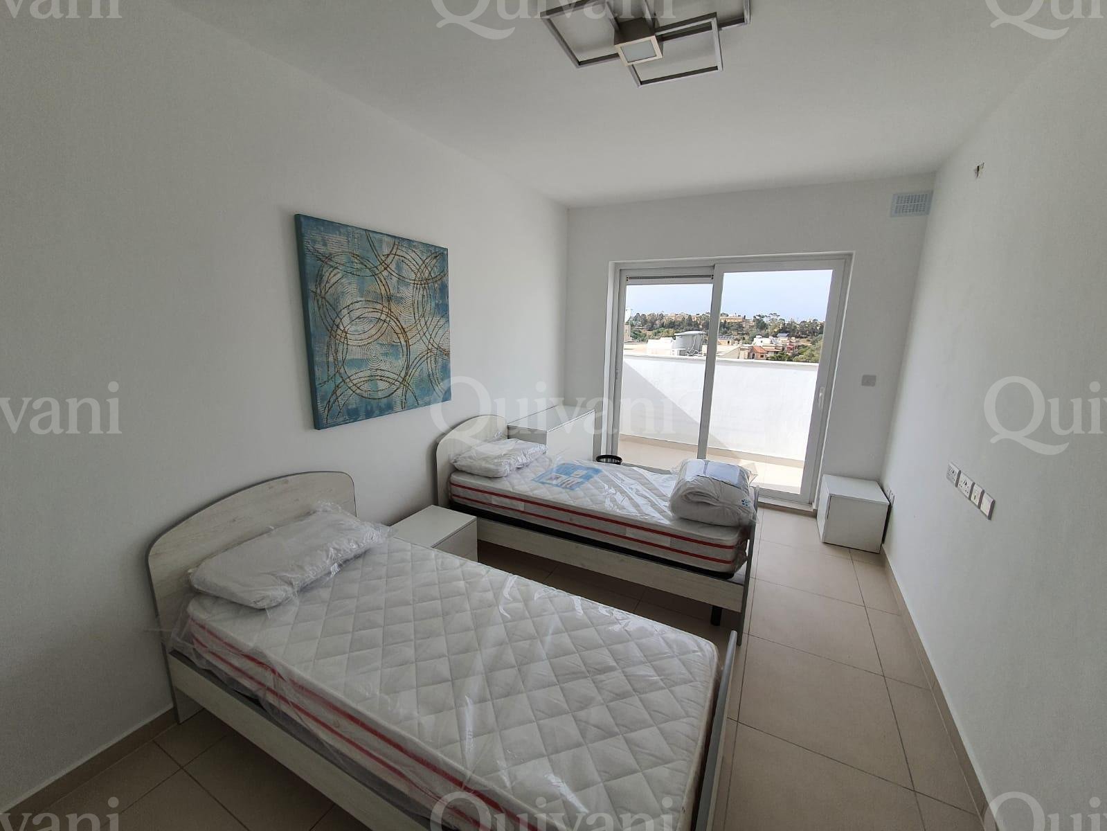 Swieqi, Furnished Penthouse