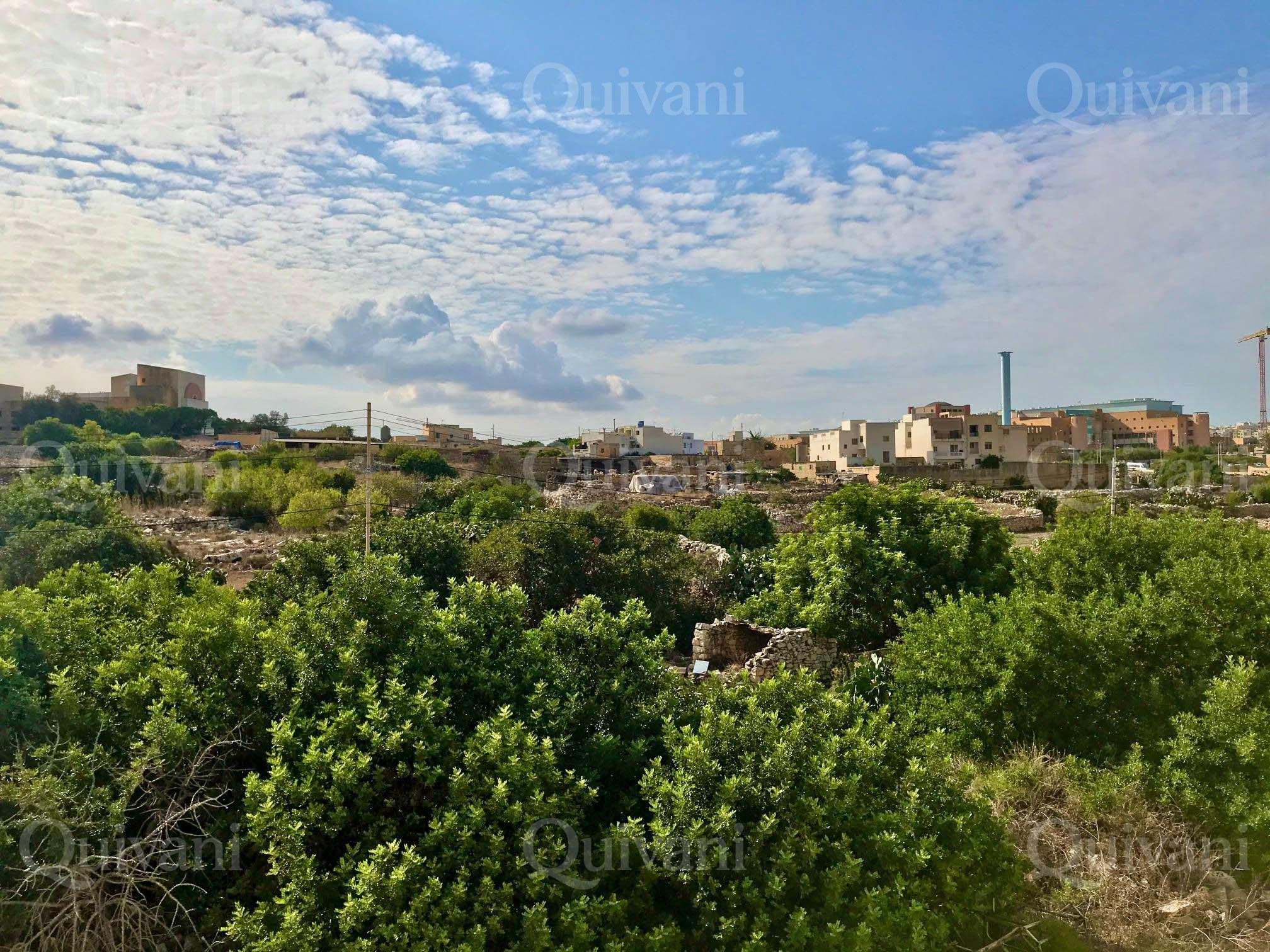 Msida, Furnished Maisonette