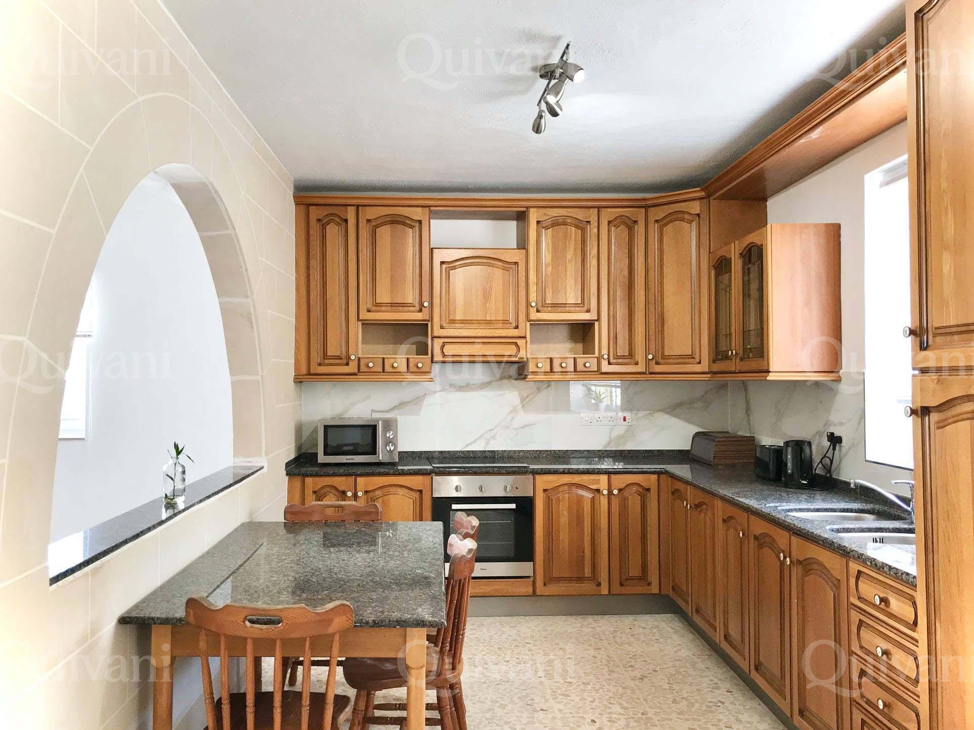 Msida, Furnished Maisonette