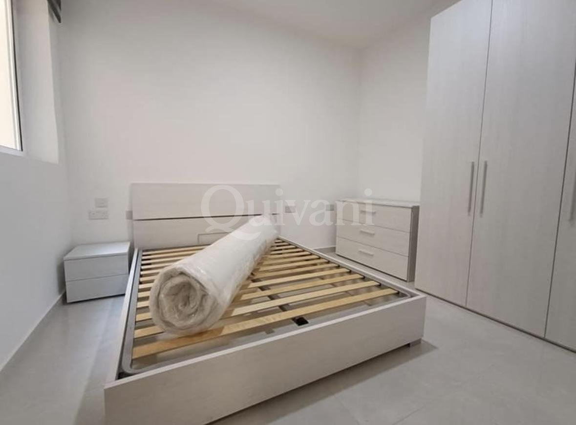 Ta'' Xbiex, Furnished Apartment