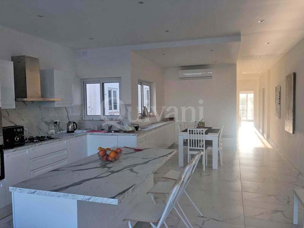 Xemxija, Furnished Apartment