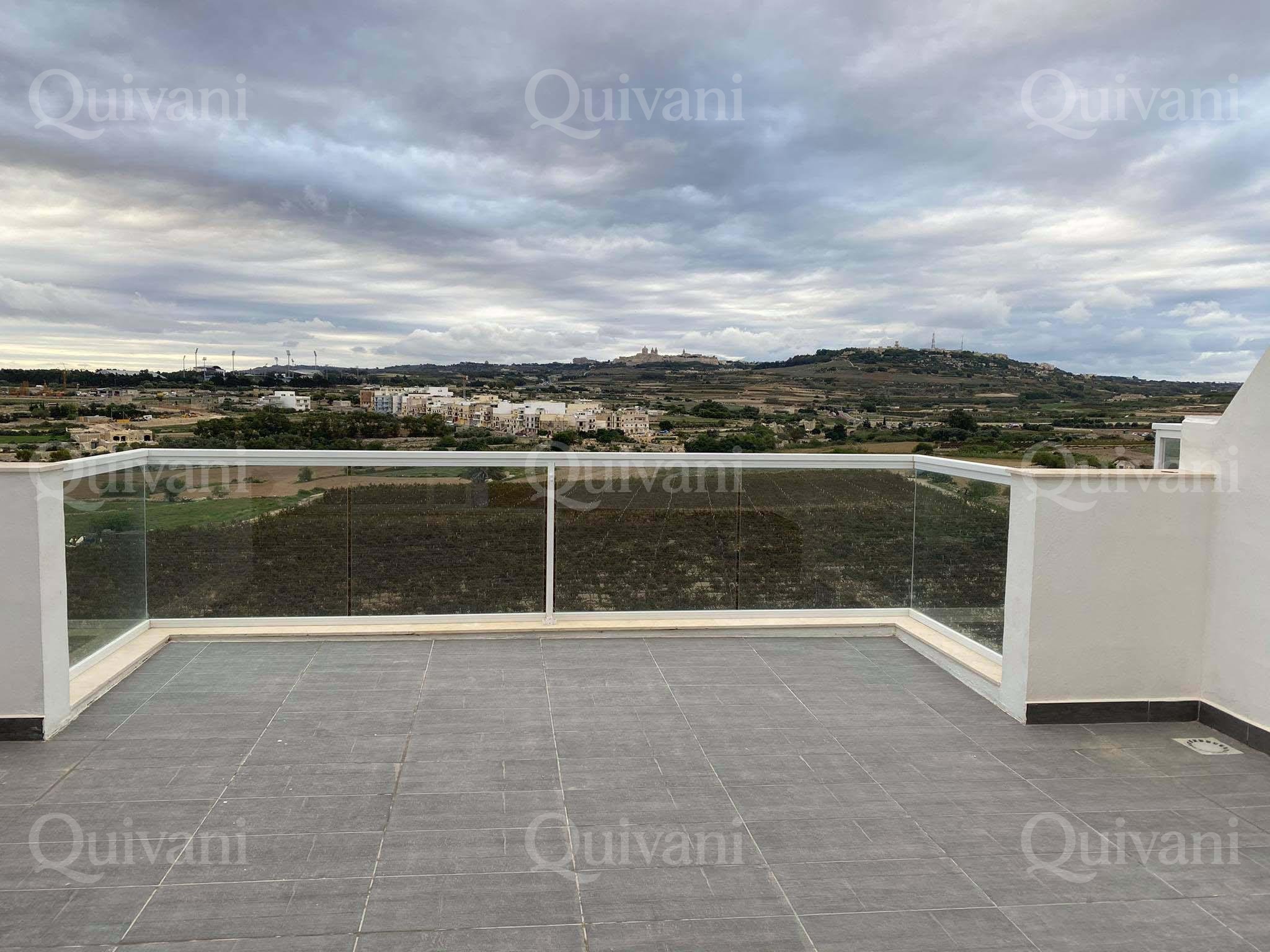 Mosta, Furnished Penthouse
