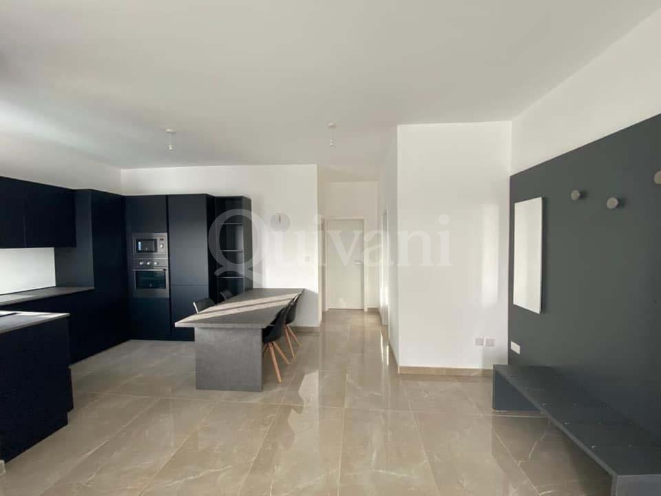 Mosta, Furnished Penthouse