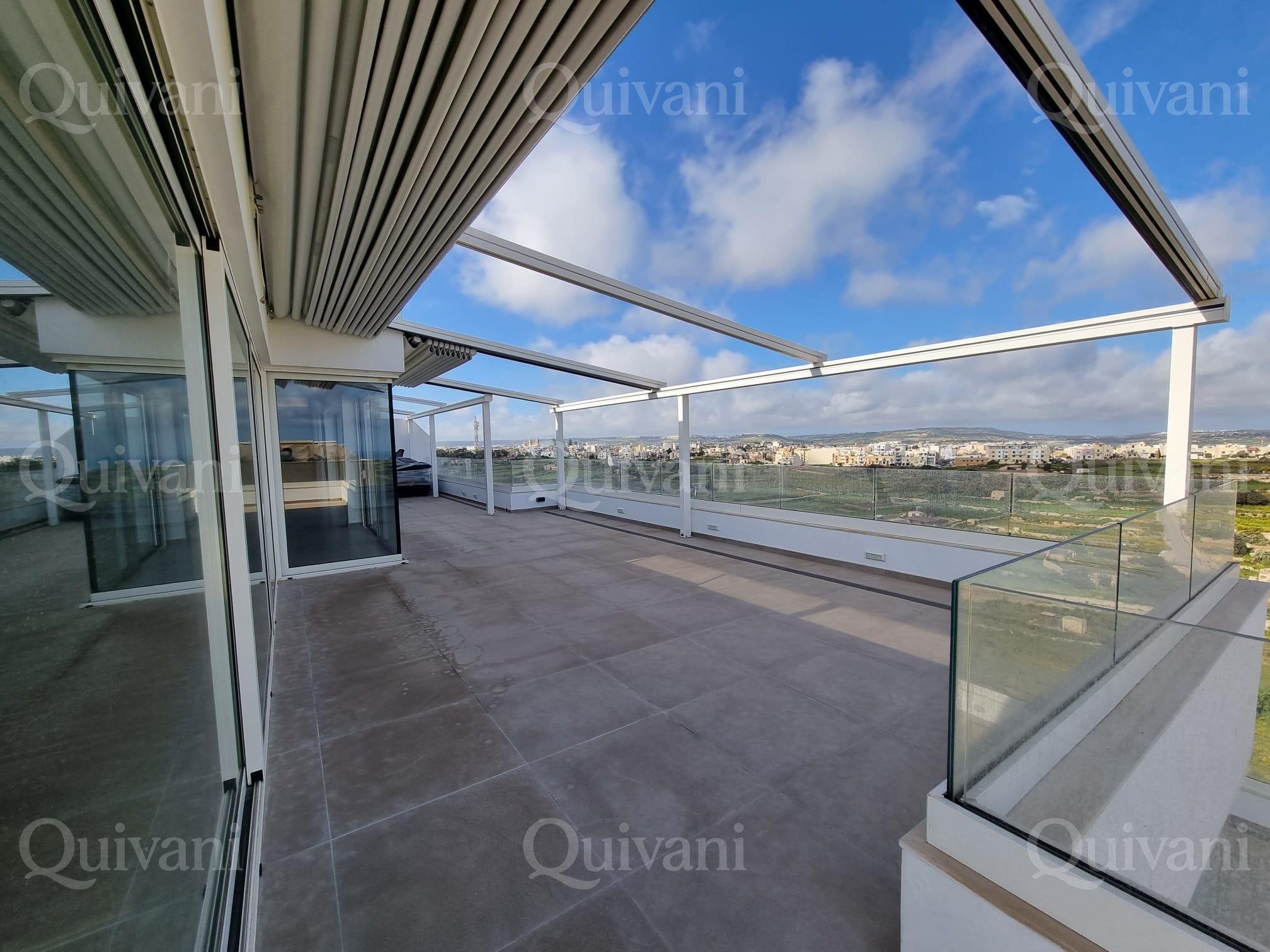Gharghur, Furnished Penthouse