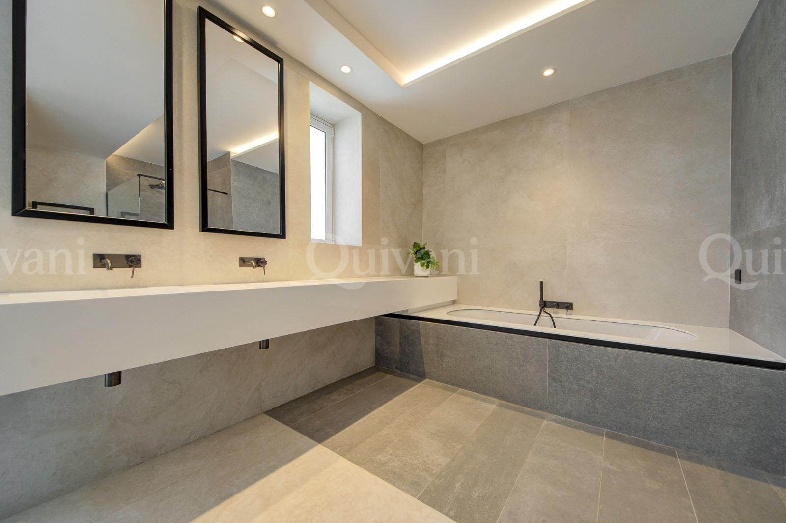 Gharghur, Furnished Penthouse
