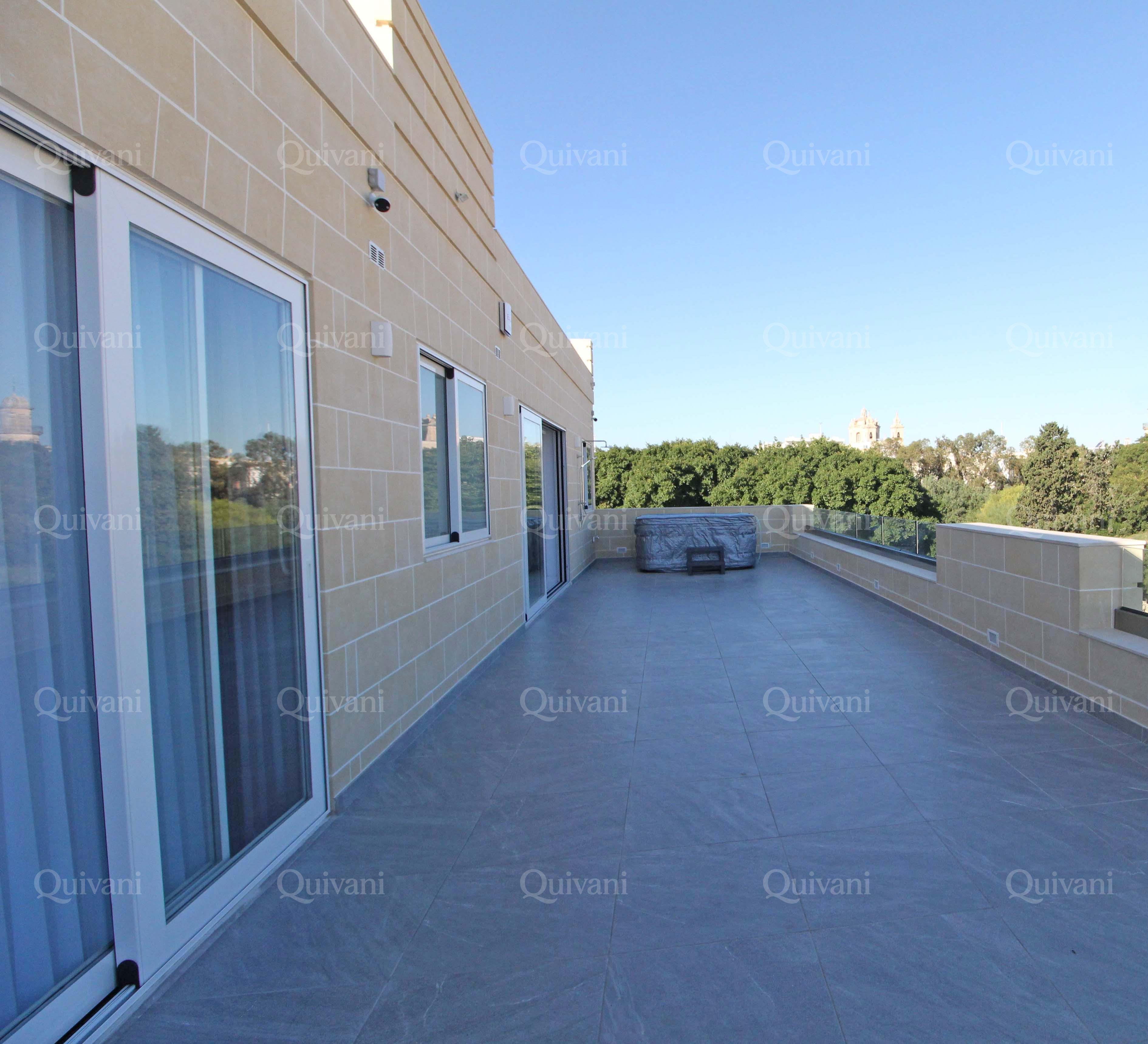 Lija, Furnished Penthouse