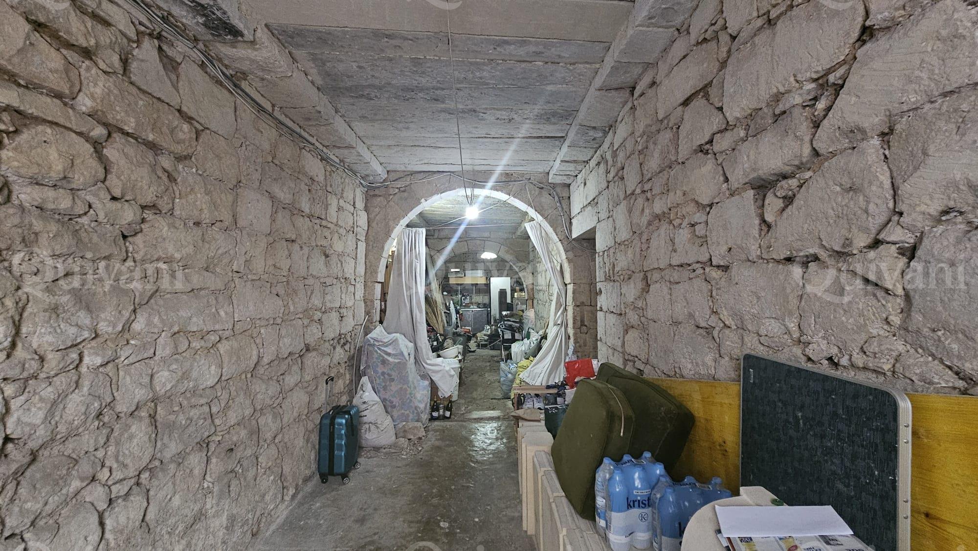 Qormi, Unconverted House of Character