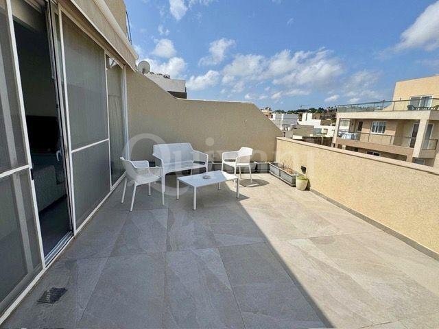 Swieqi, Furnished Penthouse