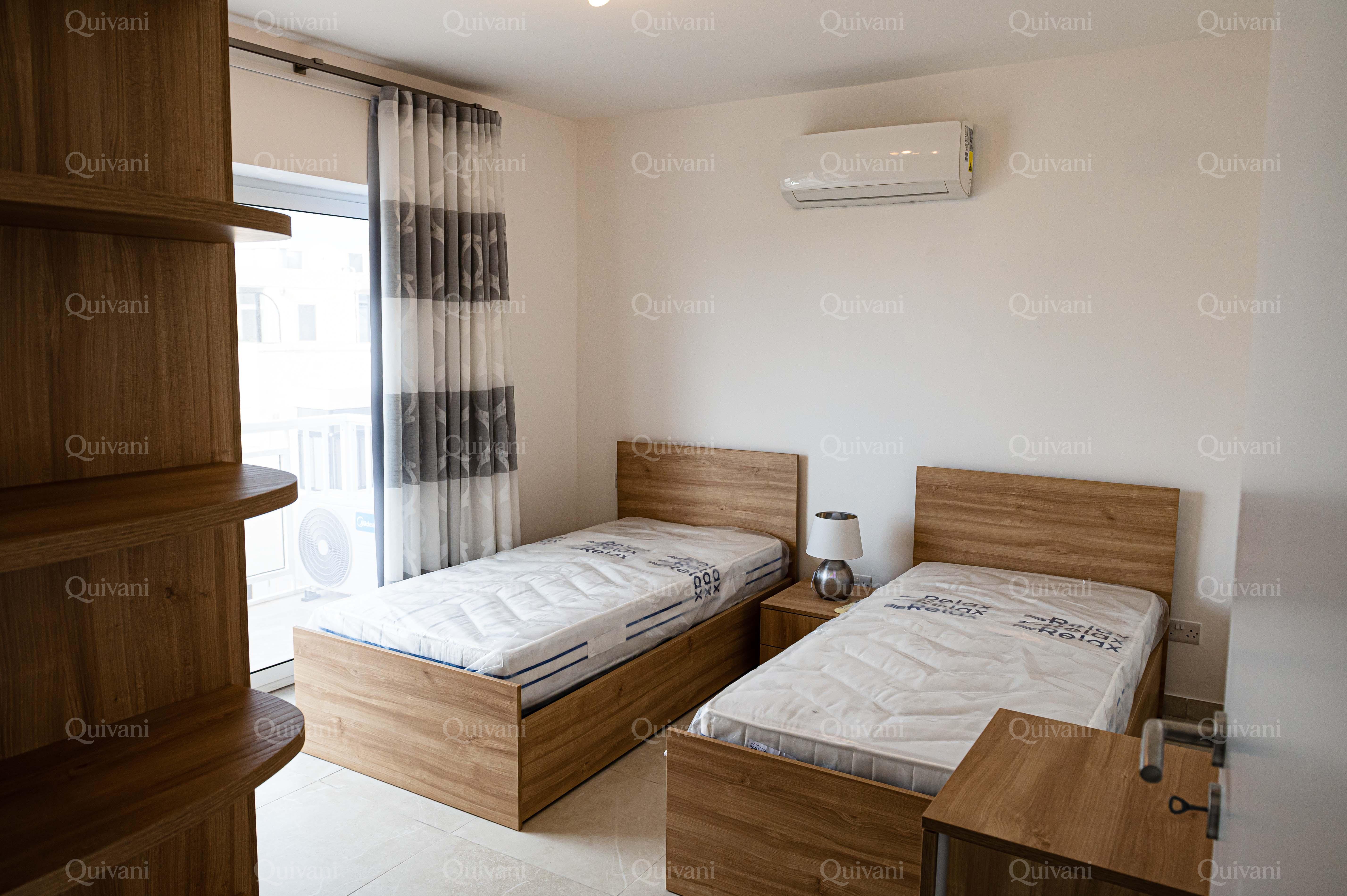 Xemxija, Furnished Apartment
