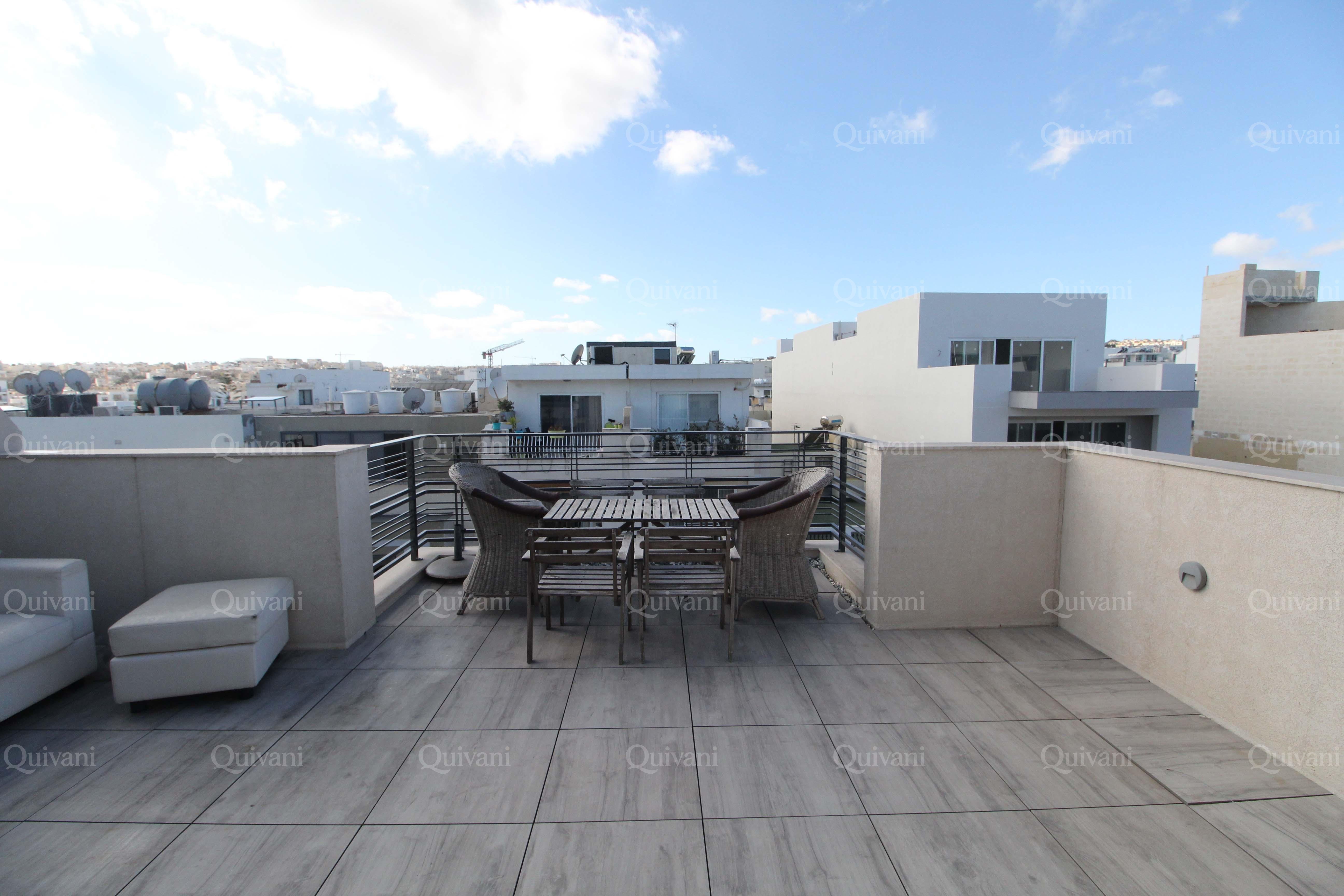 Swieqi, Furnished Penthouse