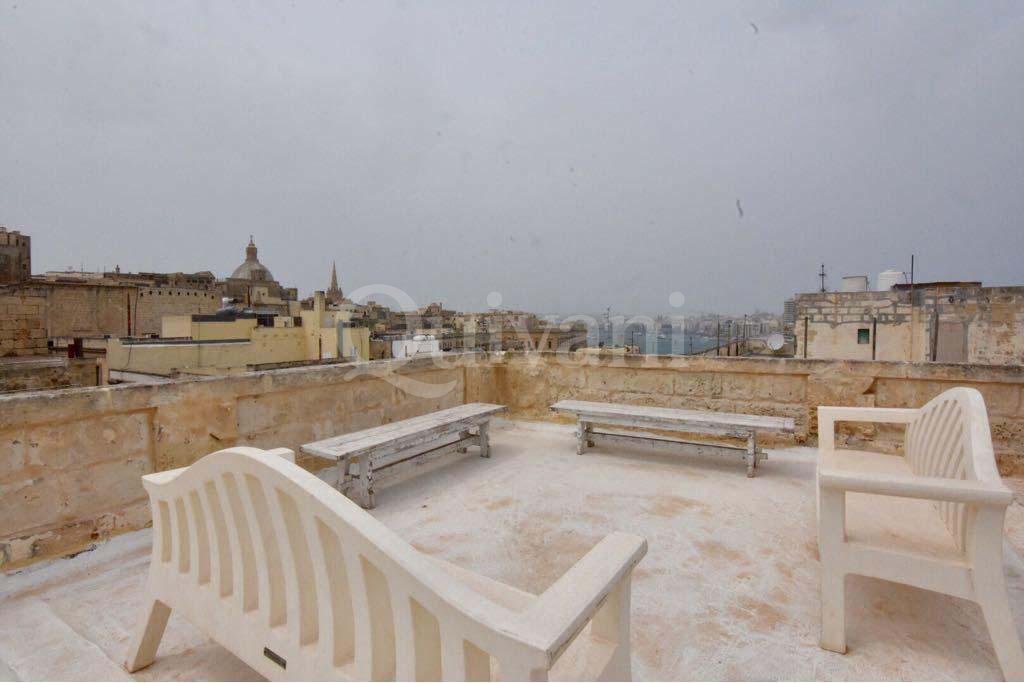 Valletta, Furnished Apartment