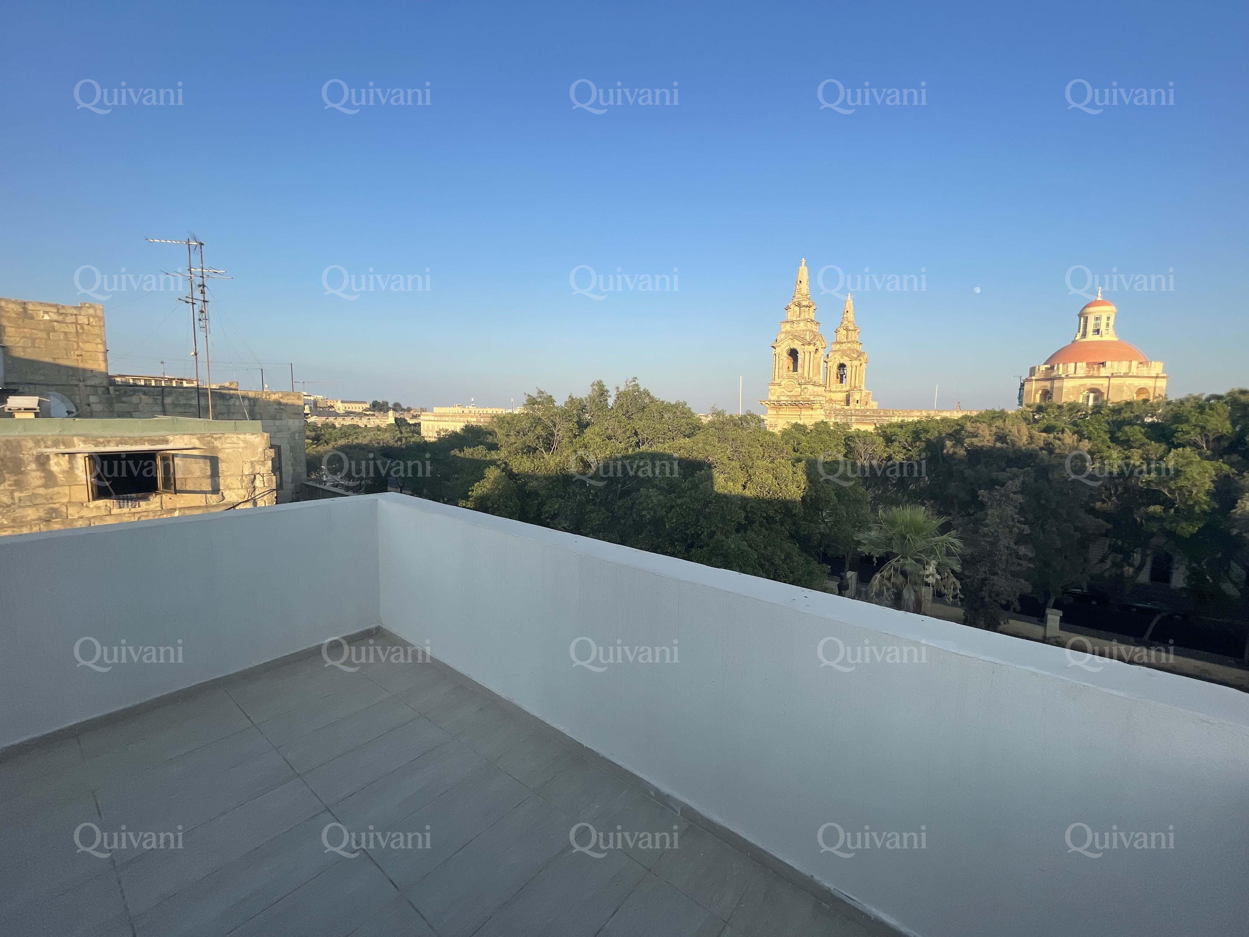 Floriana, Furnished Maisonette