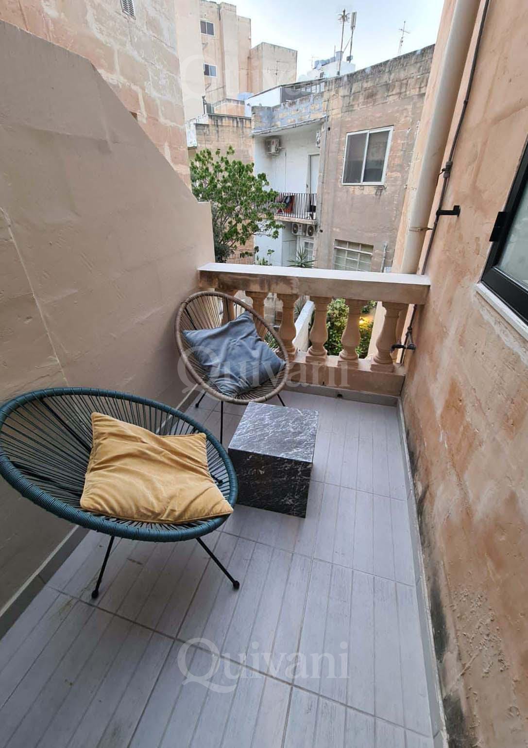 Sliema, Furnished Town House