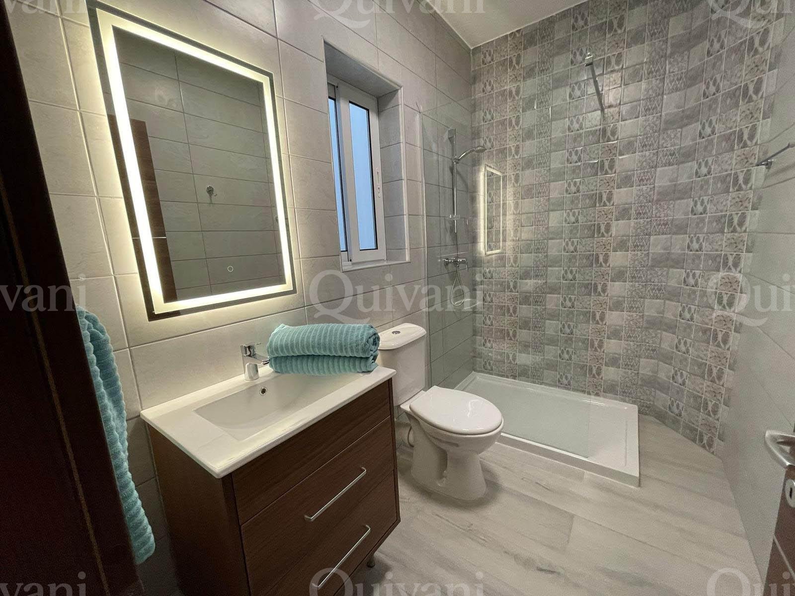 Qawra, Furnished Apartment