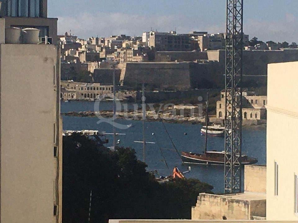 Sliema, Furnished Penthouse