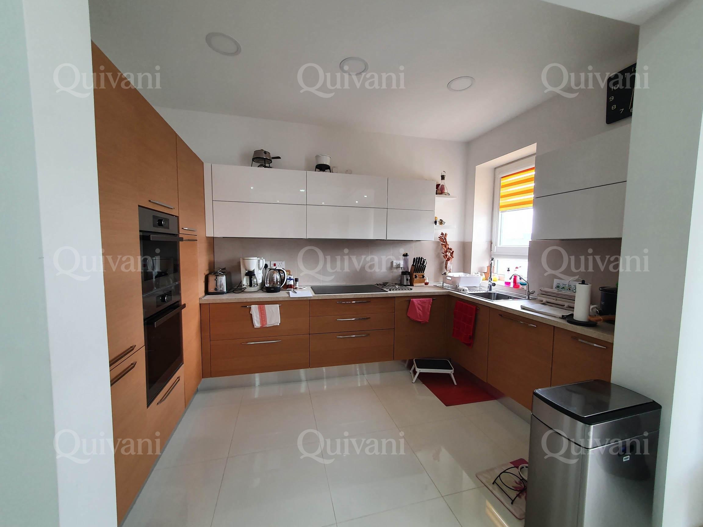 Qawra, Furnished Apartment