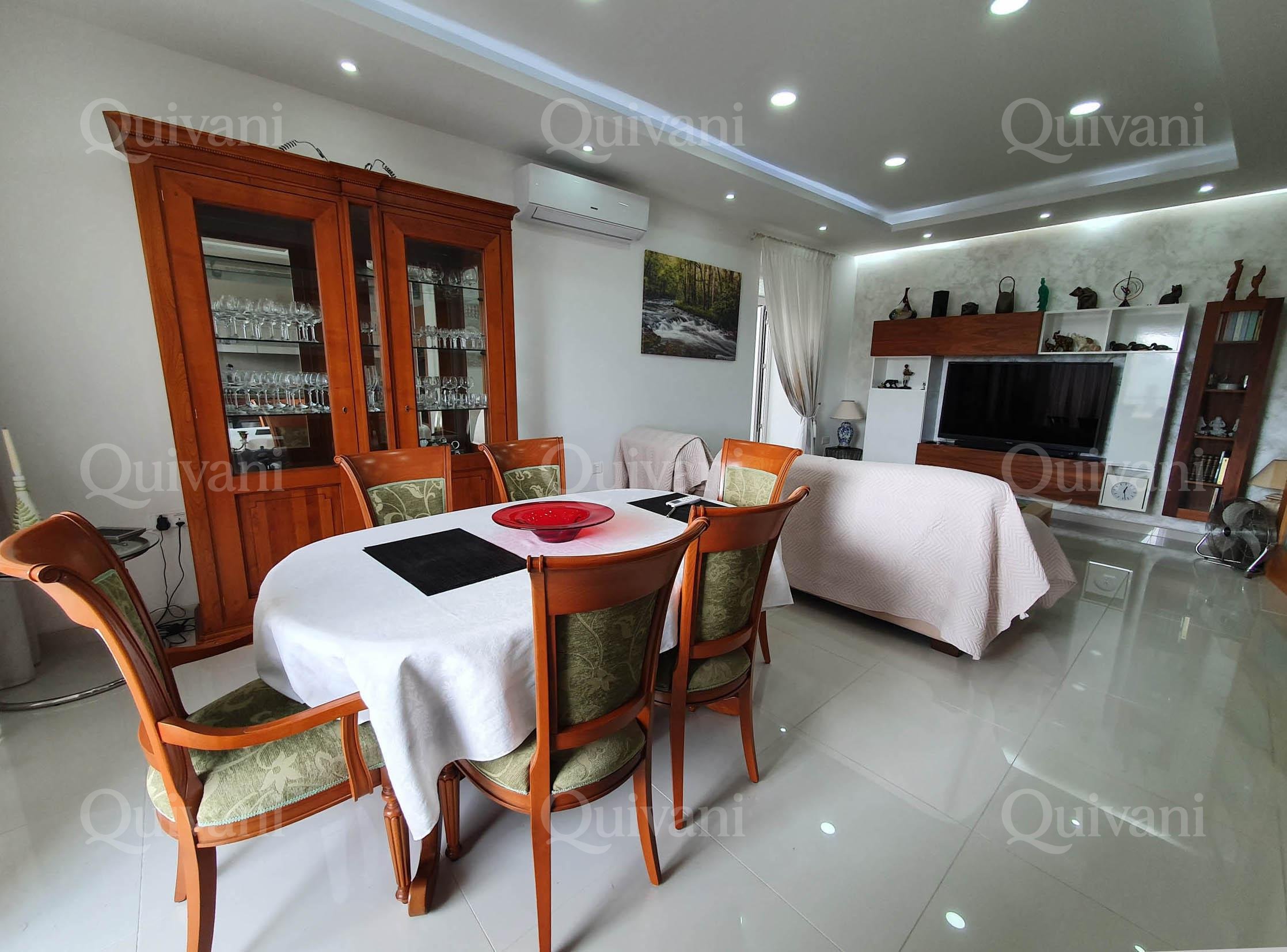 Qawra, Furnished Apartment