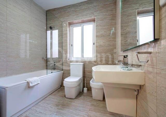 Gzira, Furnished Apartment