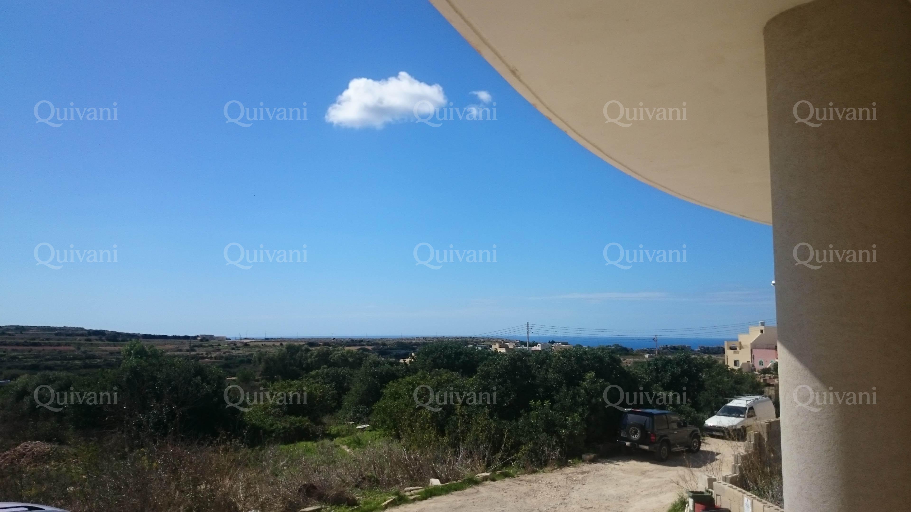 Bahrija, Furnished Maisonette