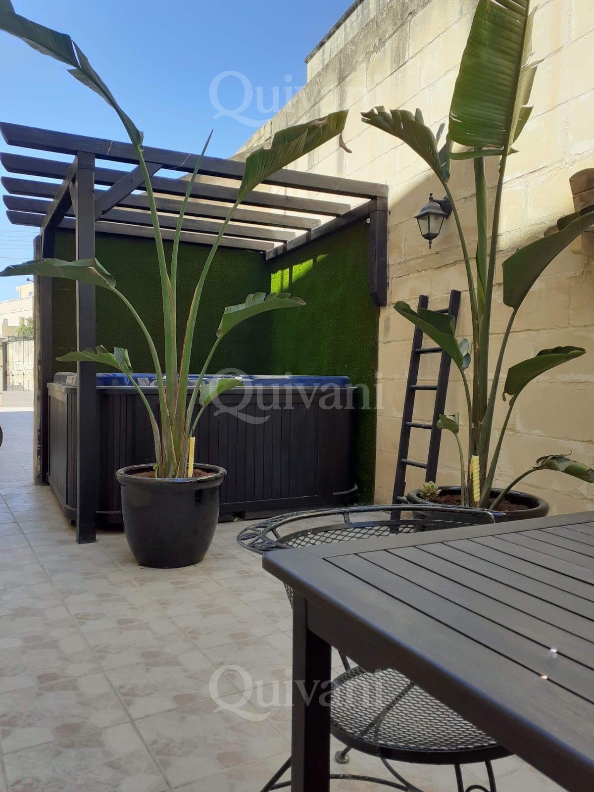 Marsaxlokk, Furnished Maisonette