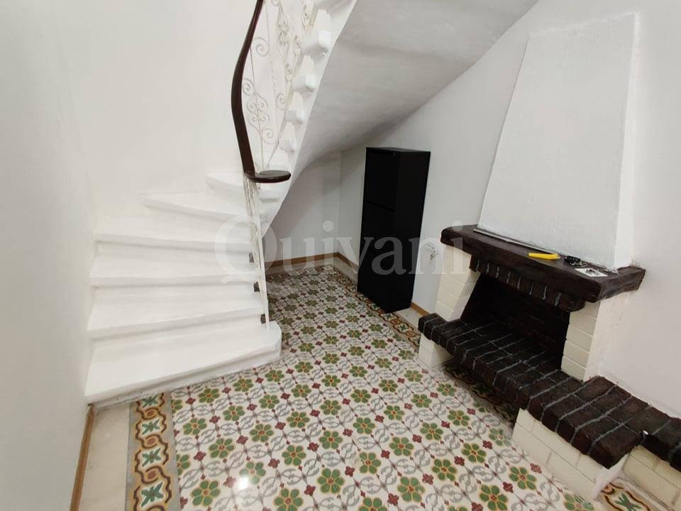 Gzira, Furnished Town House