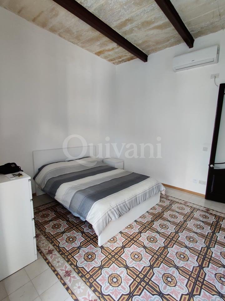 Gzira, Furnished Town House