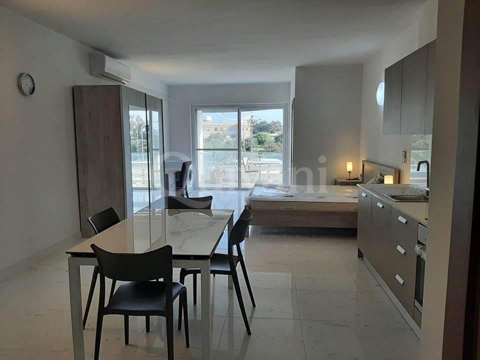 Swieqi, Furnished Studio Apartment