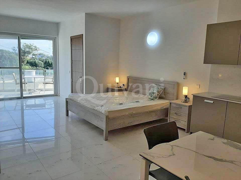 Swieqi, Furnished Studio Apartment