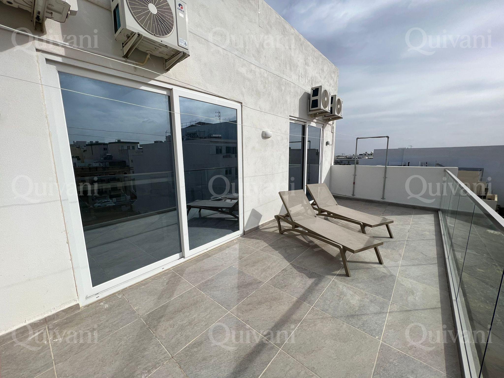 Swieqi, Furnished Penthouse