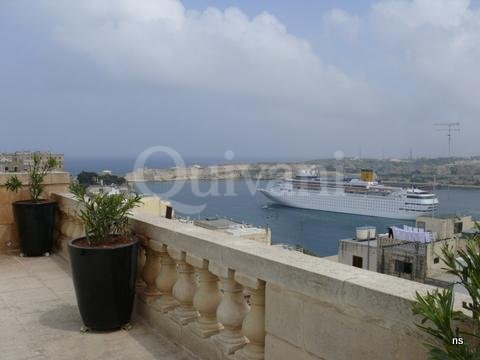 Valletta, Furnished Apartment