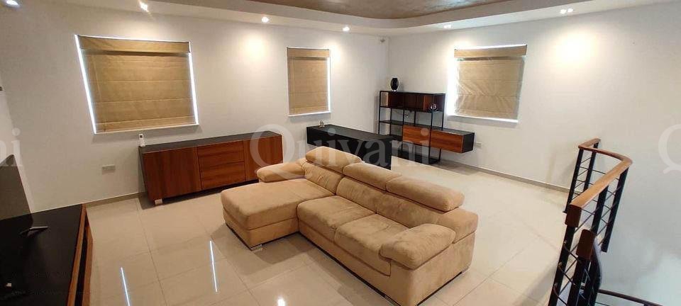 San Gwann, Furnished duplex Penthouse