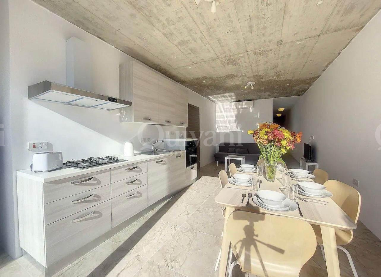 Mosta, Furnished Penthouse