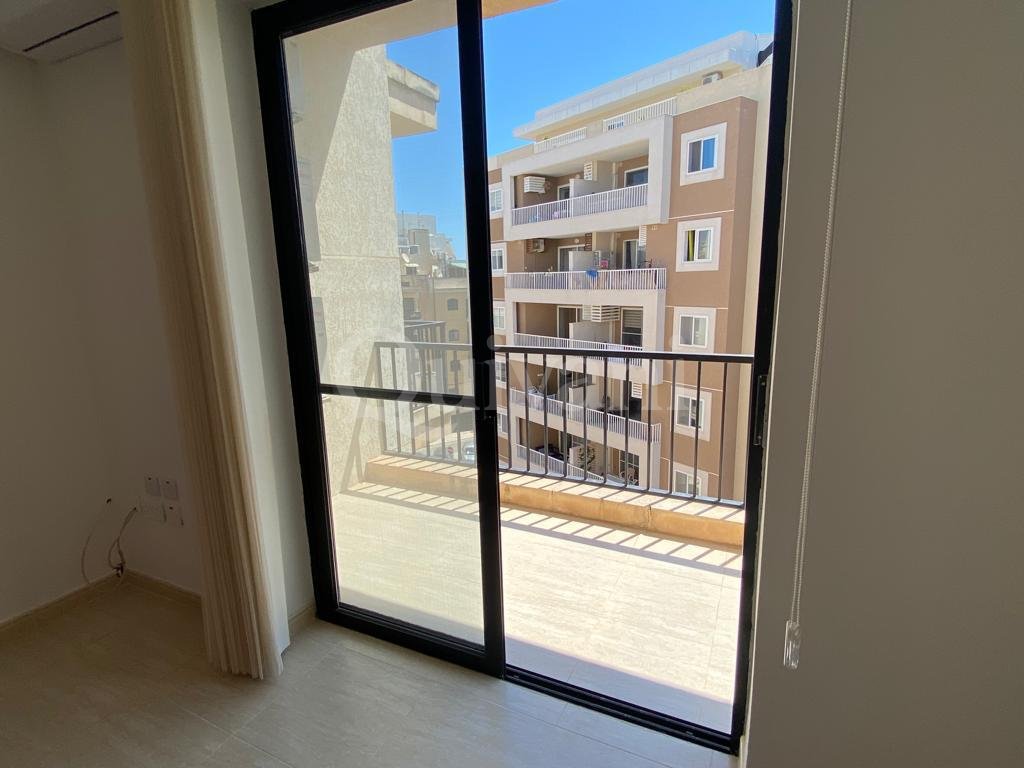 Qawra, Furnished Apartment