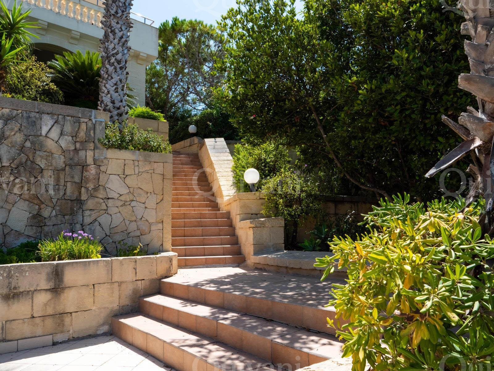 Mellieha, Furnished Villa