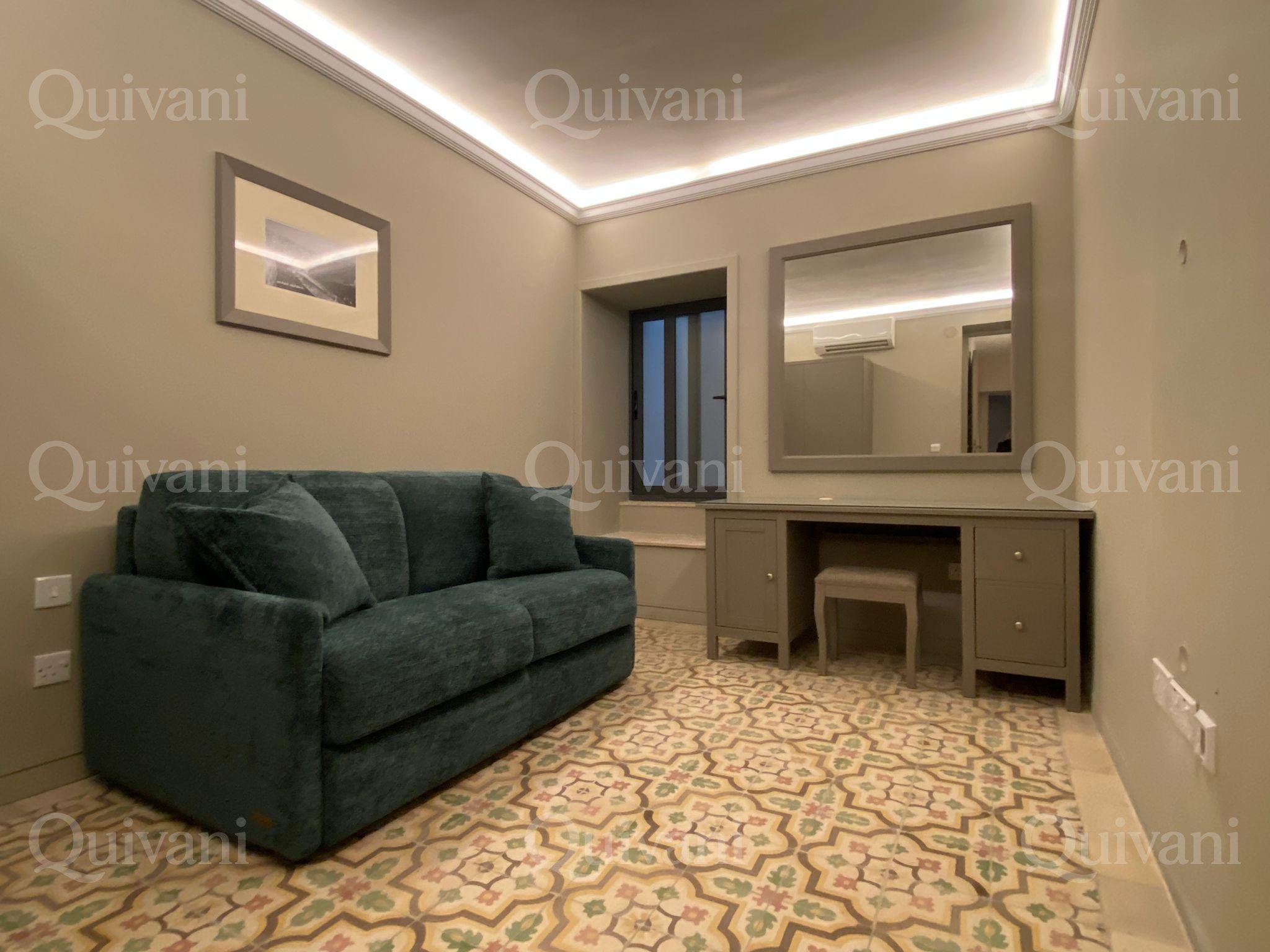 Valletta, Furnished Townhouse