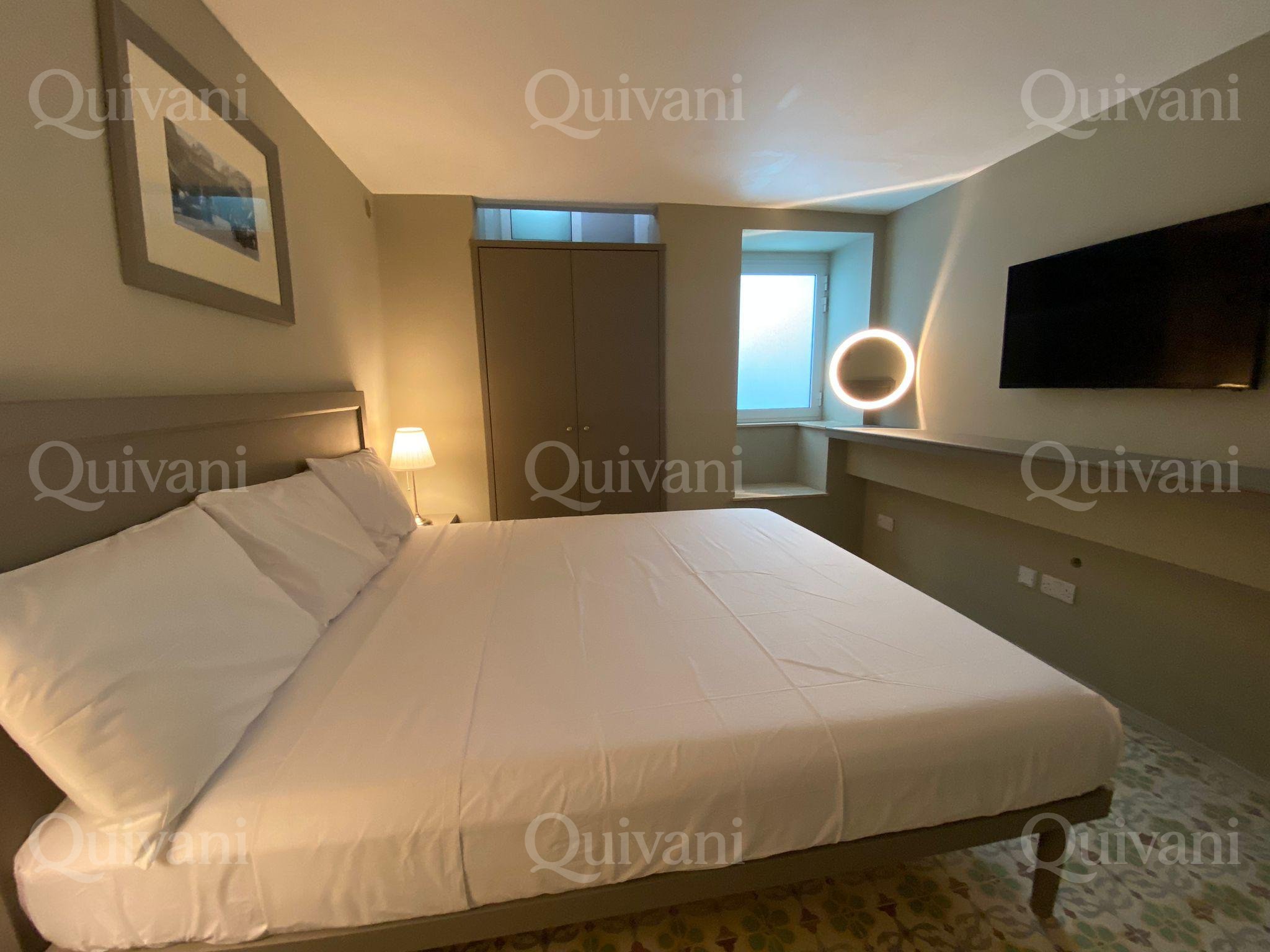 Valletta, Furnished Townhouse