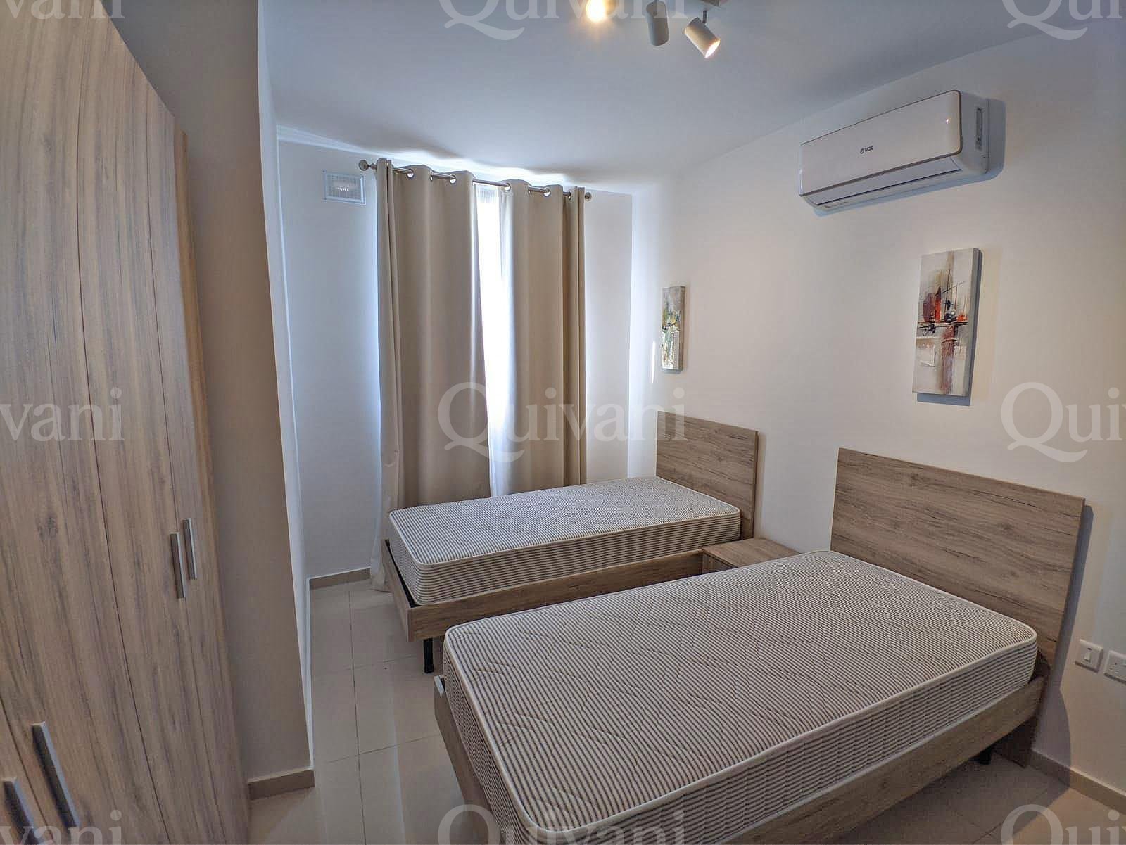 Zebbiegh, Furnished Penthouse