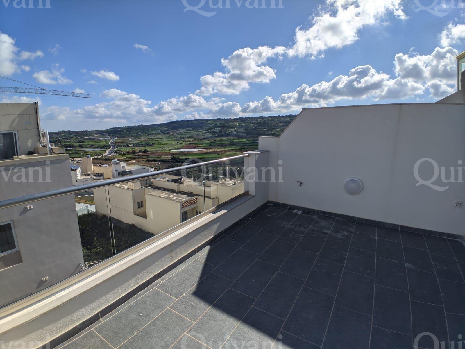 Zebbiegh, Furnished Penthouse