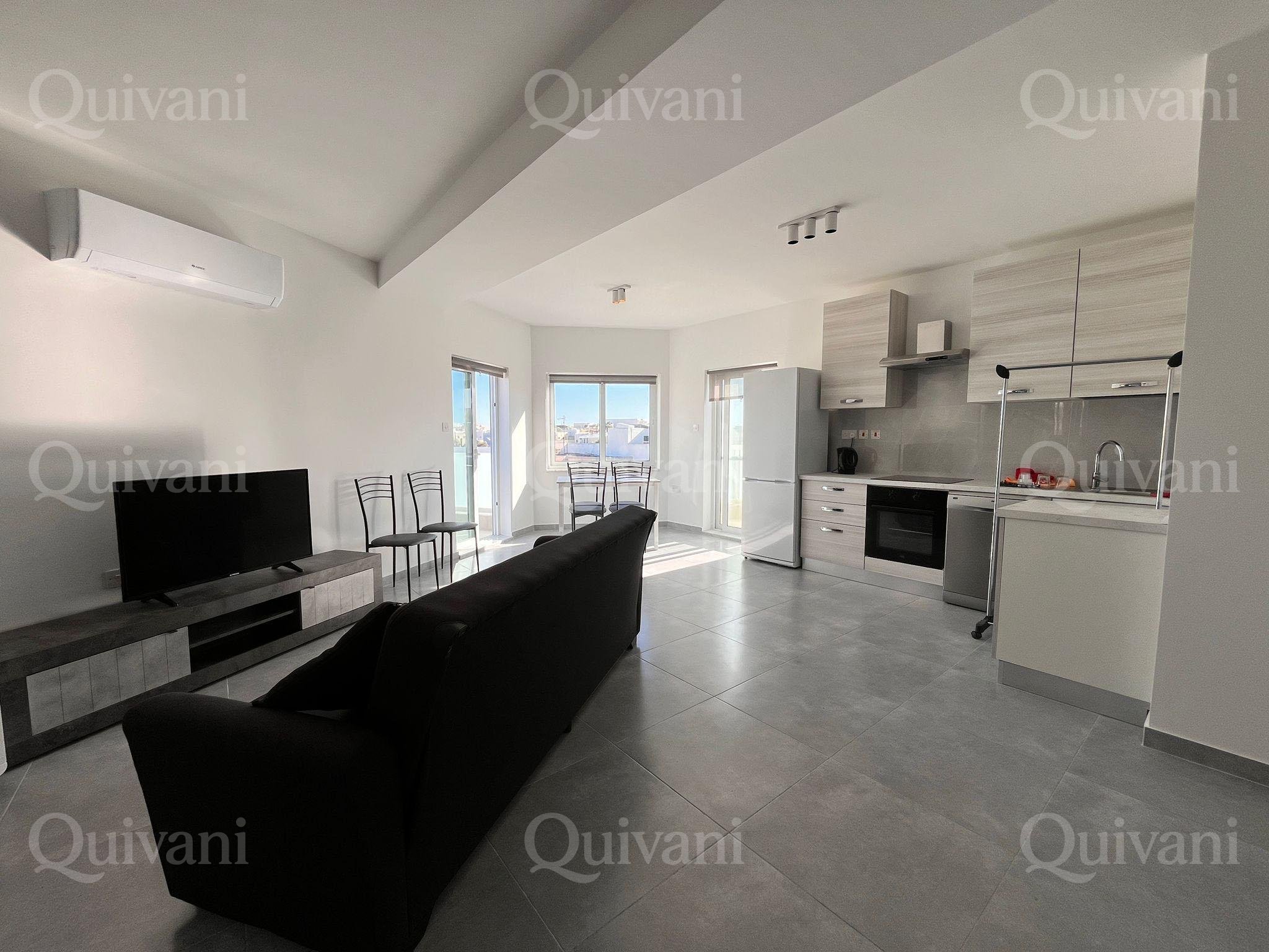 San Pawl tat-Targa, Furnished duplex Penthouse