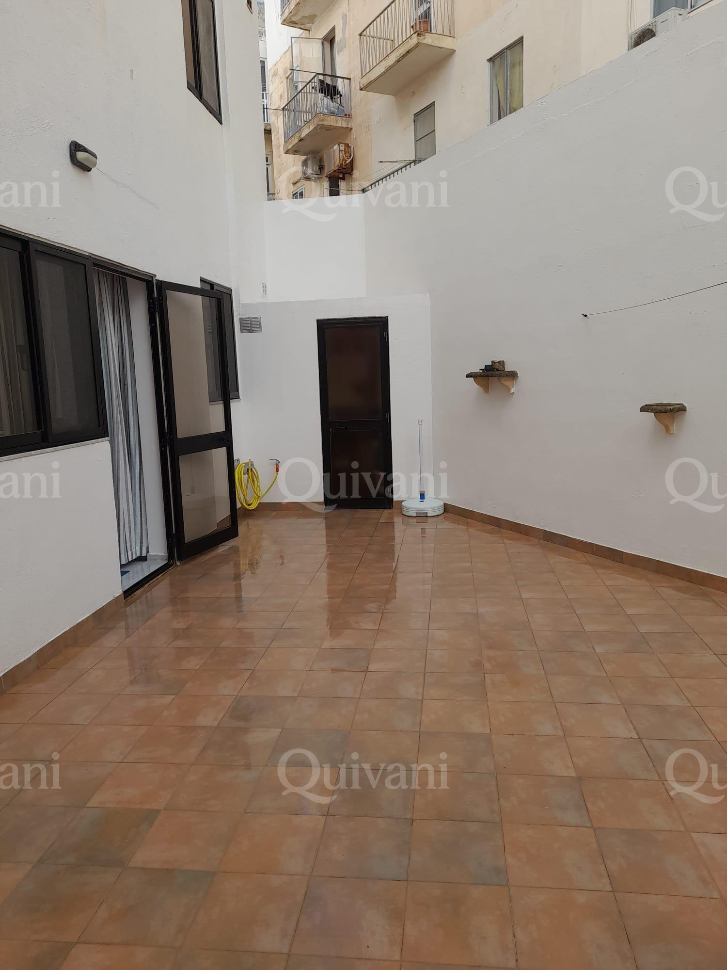 Qawra, Furnished Apartment