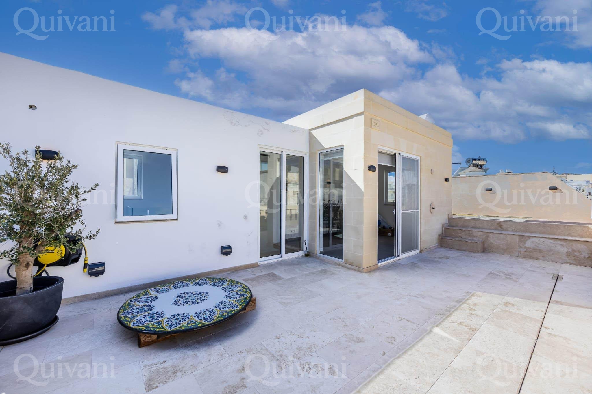 Sliema, Furnished Townhouse
