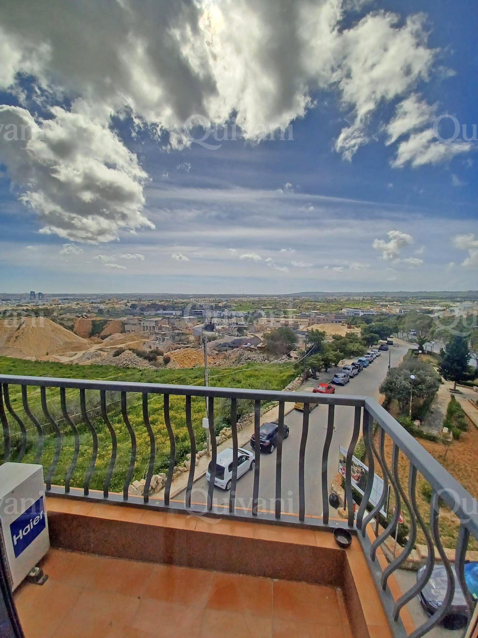 Naxxar, Furnished Apartment