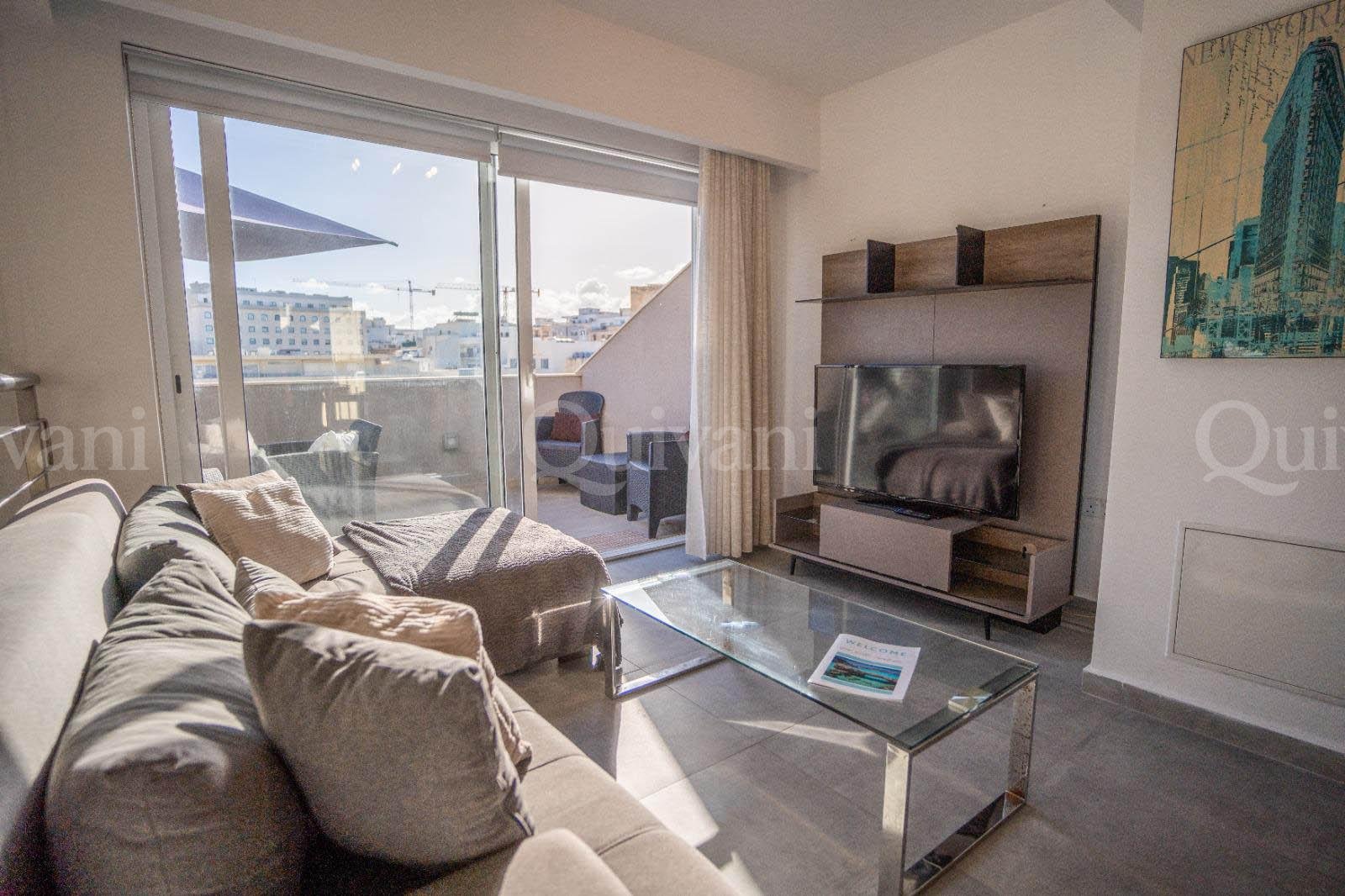 Sliema, Furnished duplex Penthouse