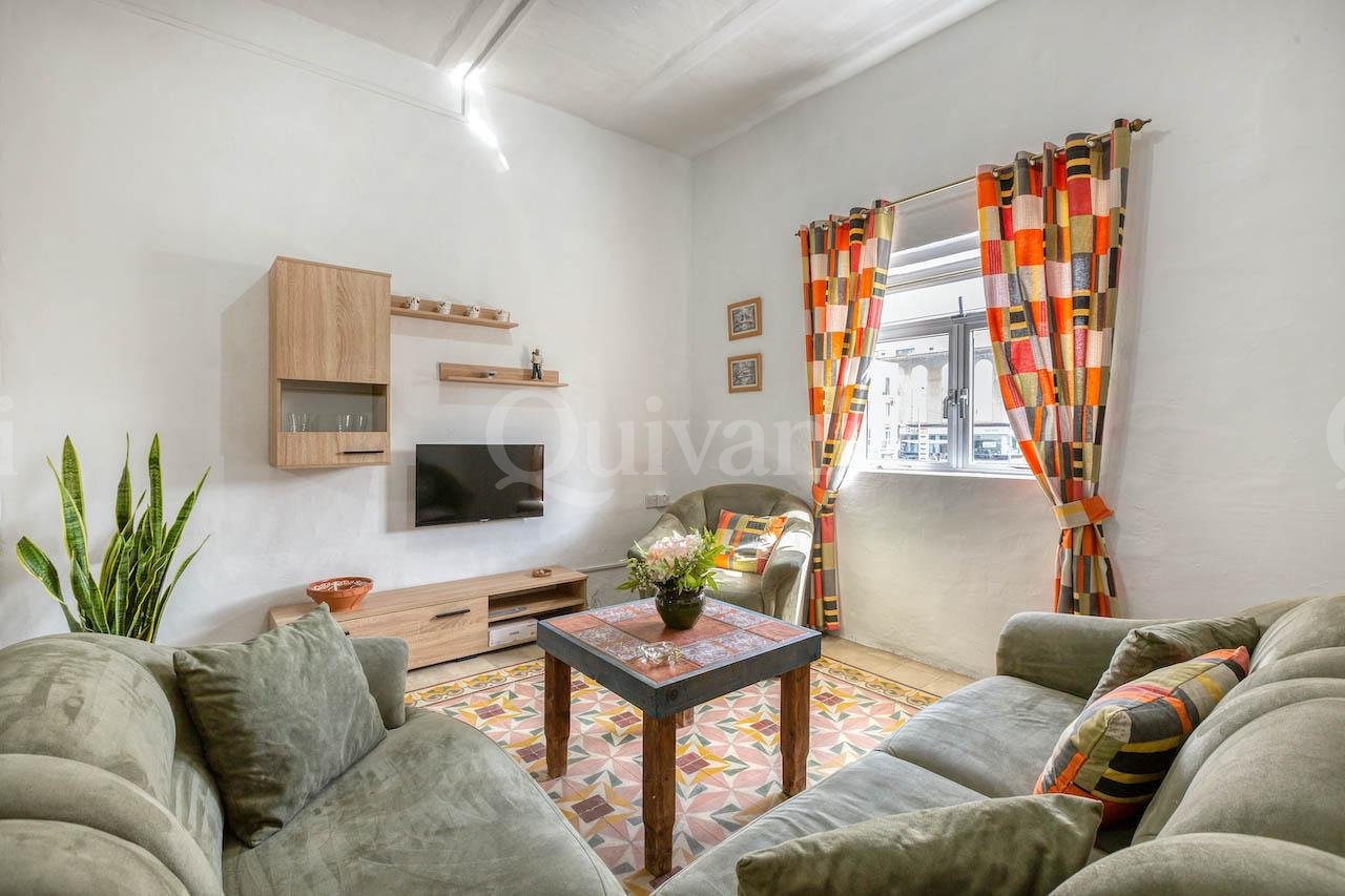Ta'' Xbiex, Furnished Apartment