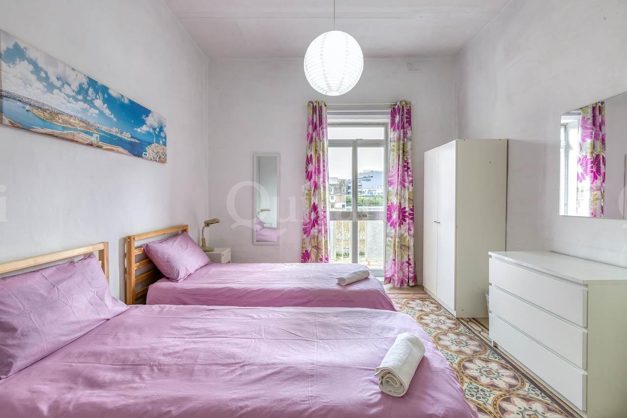 Ta'' Xbiex, Furnished Apartment