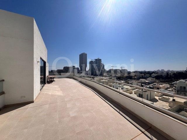 Swieqi, Furnished Penthouse