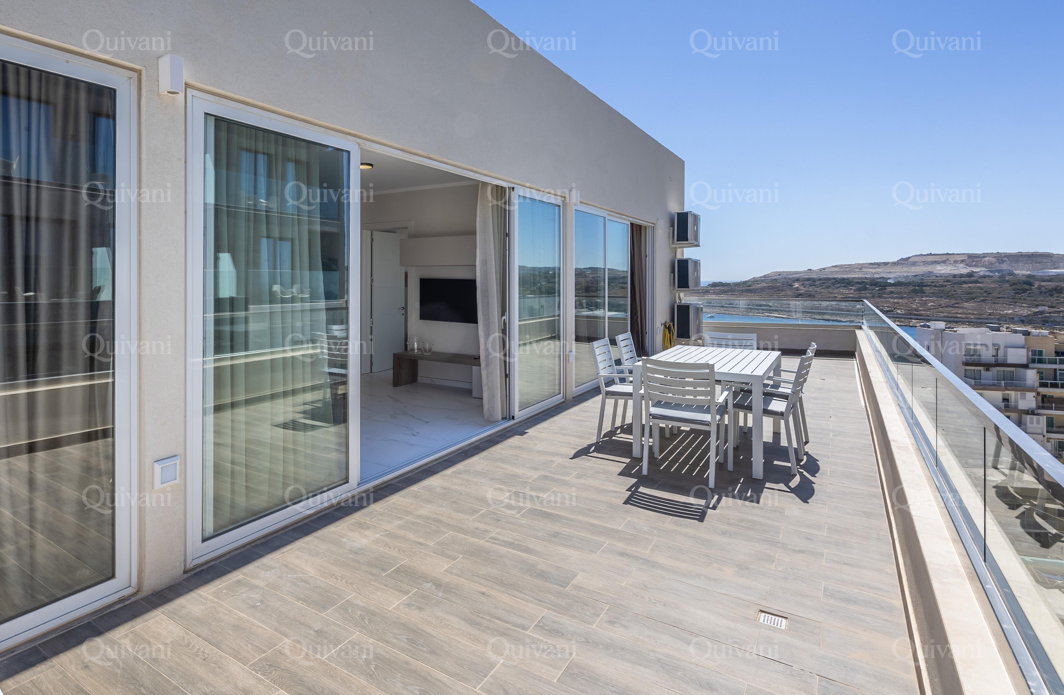 Qawra, Furnished Penthouse
