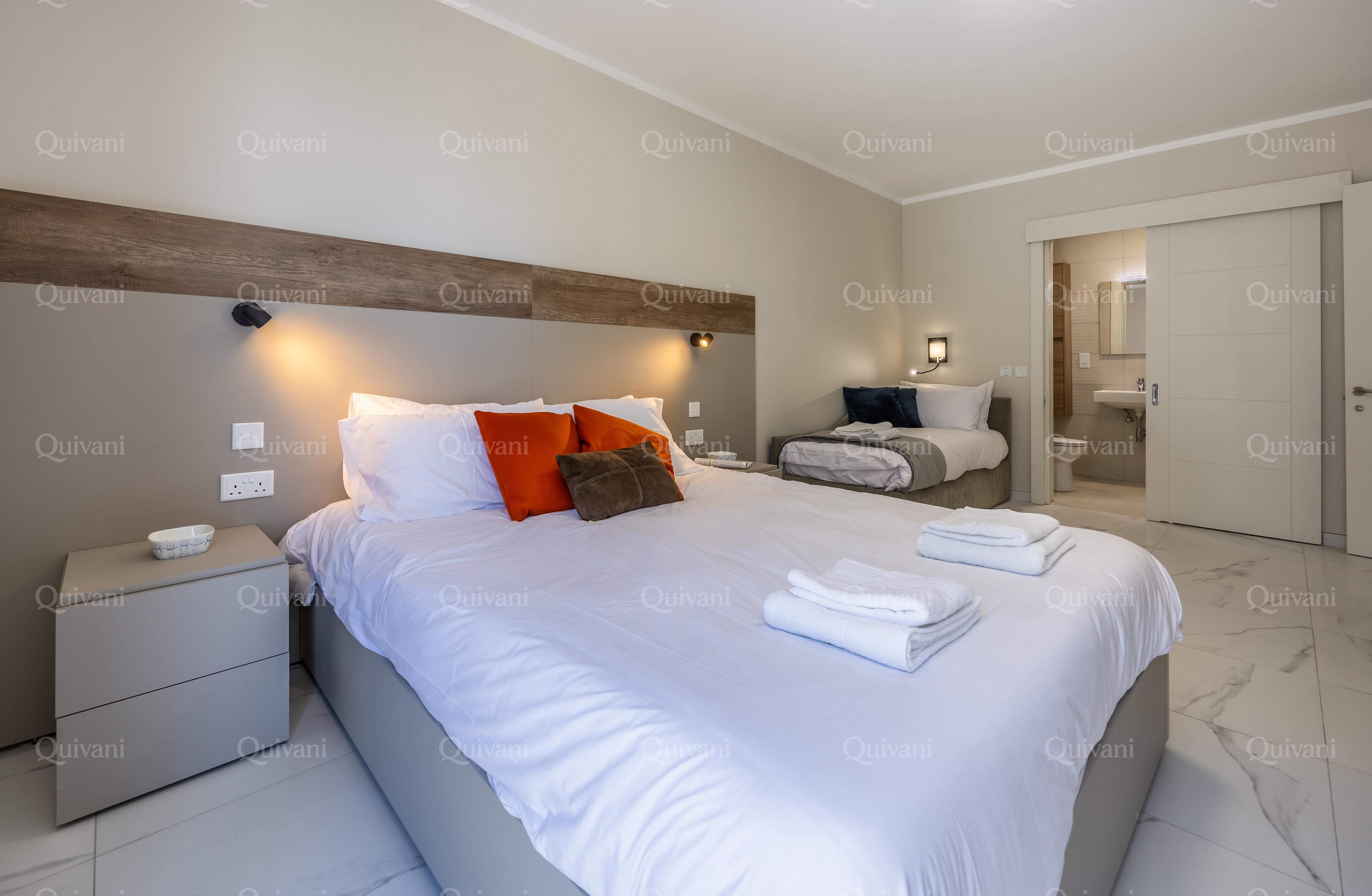 Qawra, Furnished Penthouse