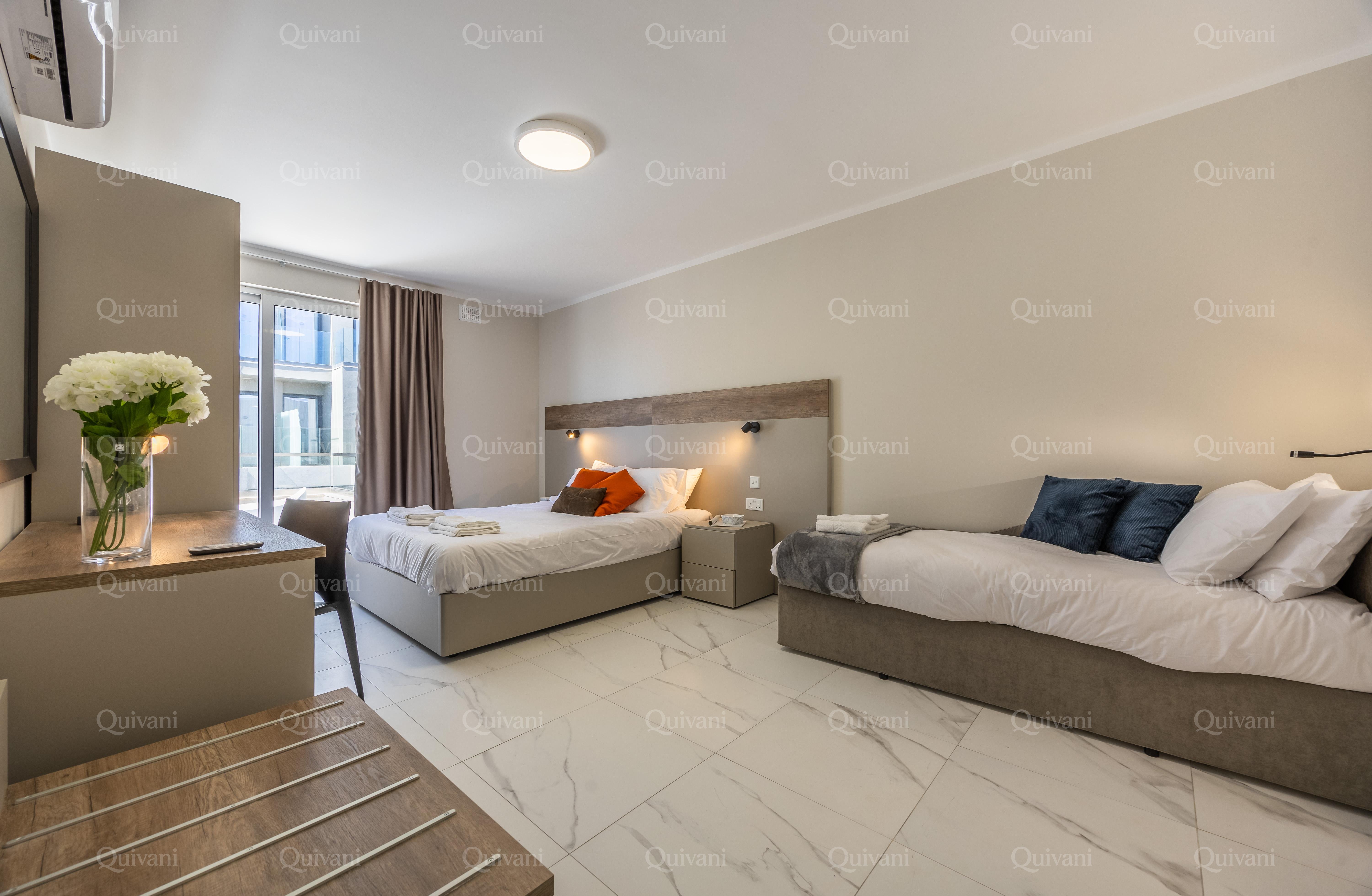 Qawra, Furnished Penthouse